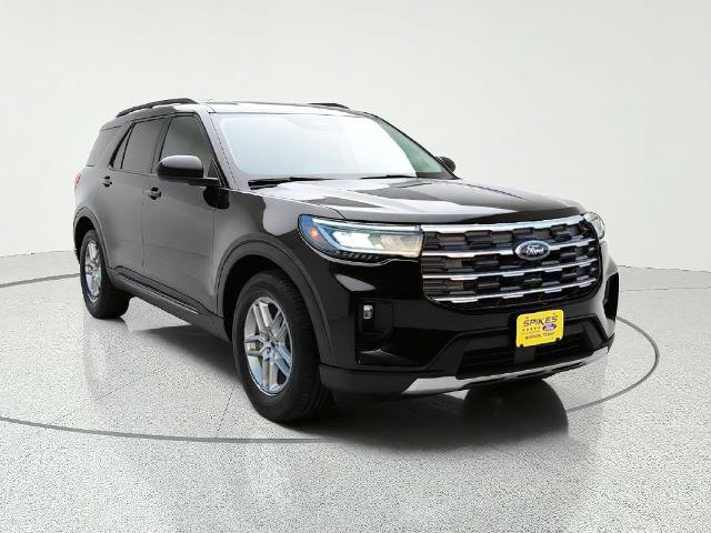 Certified 2026 Ford Explorer Active RWD image 1