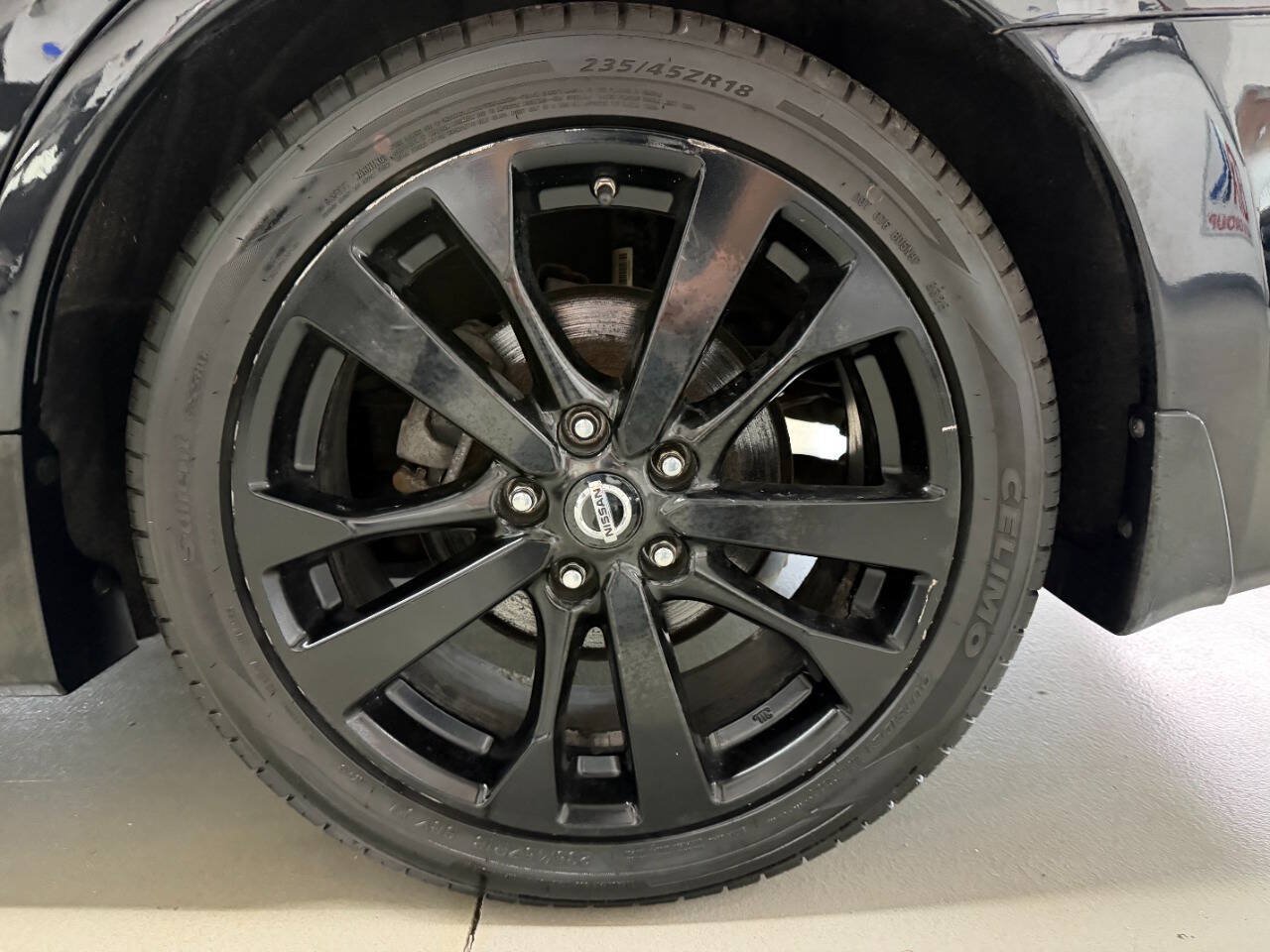 Used 2017 Nissan Altima 2.5 SR w/ Midnight Edition Package FWD image 28