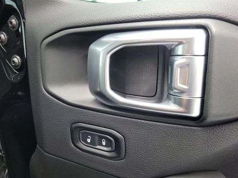 New 2025 Jeep Wrangler Sahara image 30