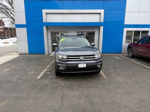Used 2019 Volkswagen Atlas SEL Premium image 3