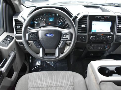 Used 2019 Ford F150 XLT AWD/4WD image 12