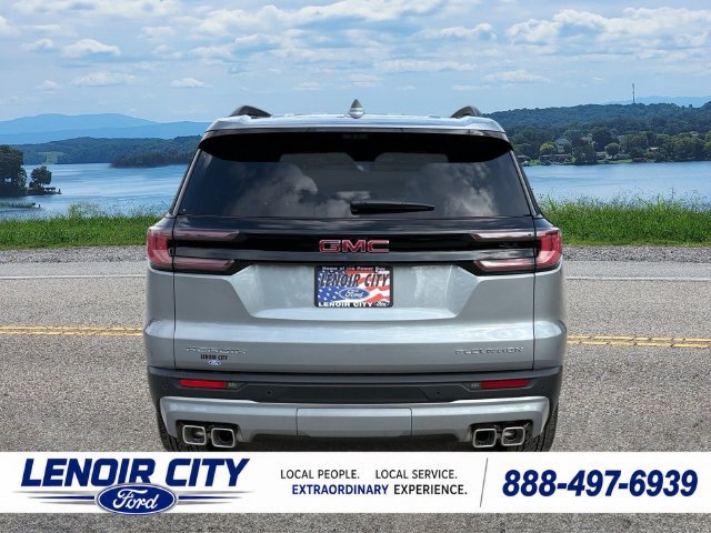 Used 2026 GMC Acadia Elevation w/ Elevation Premium Package FWD image 4