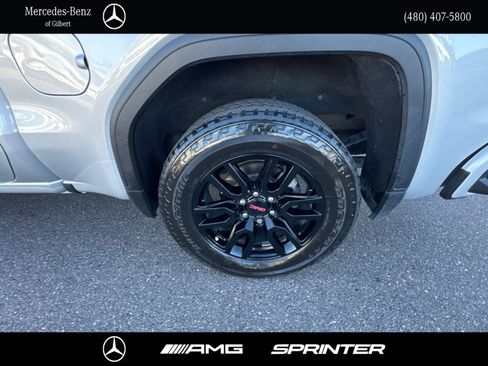 Used 2022 GMC Sierra 1500 Elevation AWD/4WD image 9