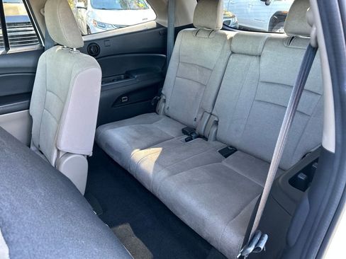 Used 2019 Honda Pilot EX image 27