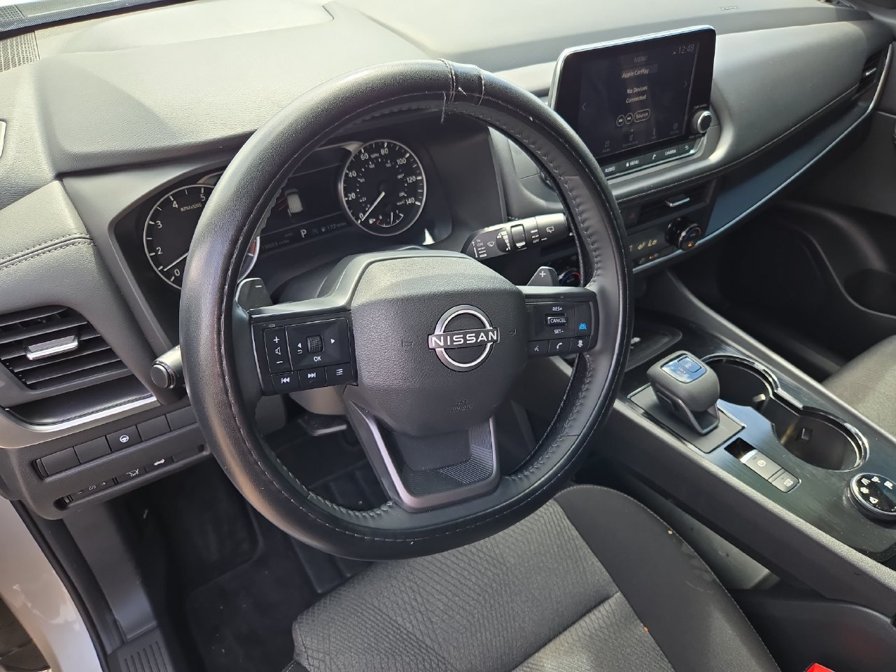 Used 2025 Nissan Rogue SV AWD/4WD image 10