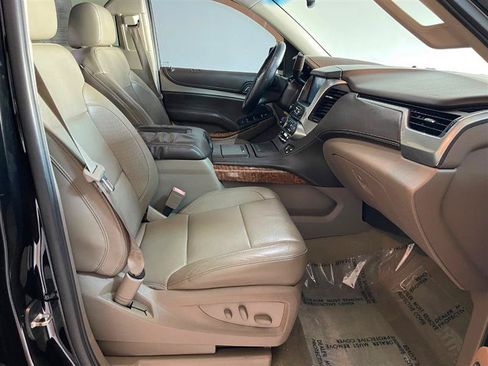Used 2015 Chevrolet Suburban LTZ AWD/4WD image 10