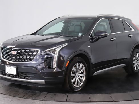 Used 2022 Cadillac XT4 Premium Luxury w/ Enhanced Visibility Package image 1