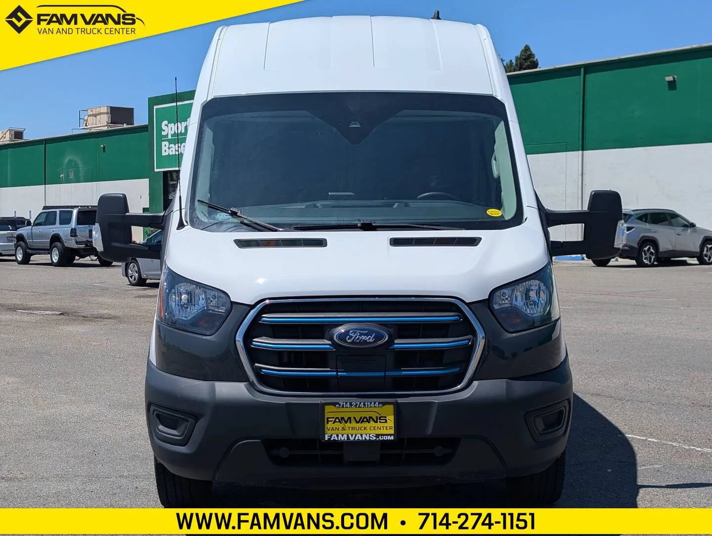 Used 2022 Ford E-Transit 148 High Roof w/ Load Area Protection Package RWD image 2