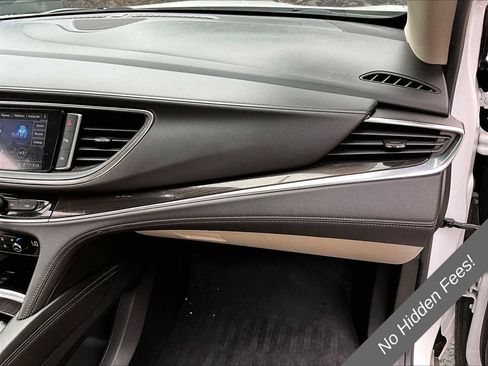 Used 2021 Buick Enclave Premium w/ Sun and Sites Package AWD/4WD image 14