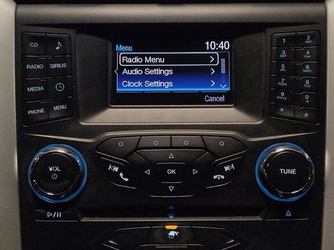 Used 2016 Ford Fusion SE FWD image 25