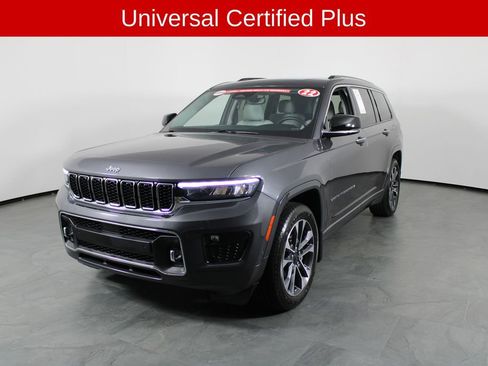 Used 2022 Jeep Grand Cherokee L Overland w/ MOPAR Finishing Package image 2