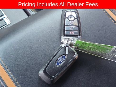 Used 2022 Ford Expedition Platinum AWD/4WD image 23