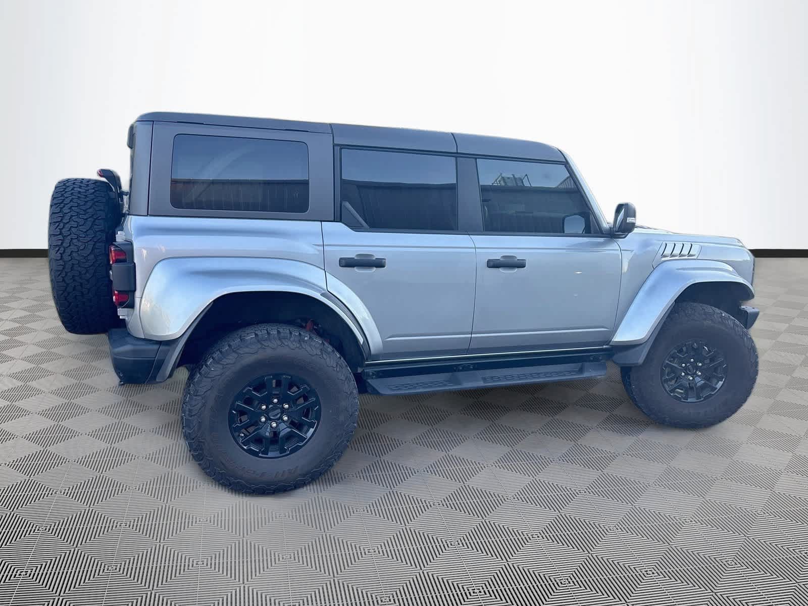 Used 2024 Ford Bronco Raptor AWD/4WD image 5