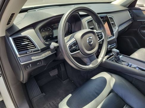 Used 2020 Volvo XC90 T6 Momentum AWD/4WD image 10