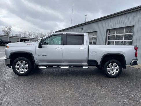 Used 2020 Chevrolet Silverado 2500 LTZ image 4