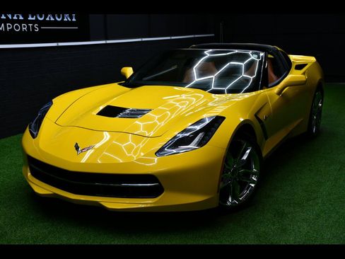 Used 2015 Chevrolet Corvette Stingray Coupe w/ 2LT Preferred Equipment Group RWD image 1