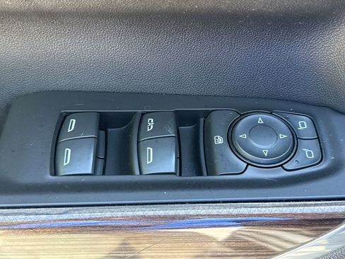 Used 2020 Chevrolet Silverado 1500 LT Trail Boss w/ Convenience Package AWD/4WD image 14