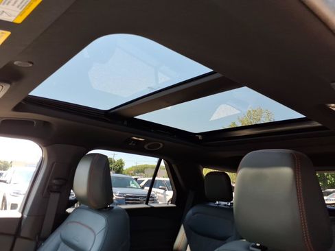 Certified 2023 Ford Explorer Timberline w/ Timberline Technology Package AWD/4WD image 13