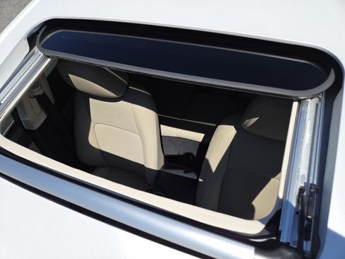 Used 2020 Lexus IS 300 w/ Navigation Package RWD image 4