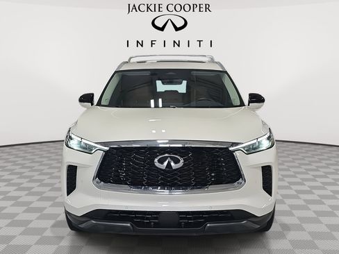 Certified 2024 INFINITI QX60 Sensory image 2