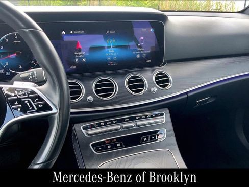 Certified 2022 Mercedes-Benz E 350 4MATIC Sedan image 9
