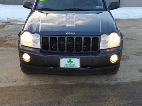 Used 2007 Jeep Grand Cherokee Laredo AWD/4WD image 1