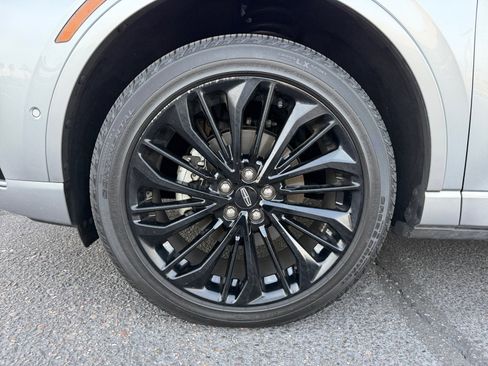 Used 2023 Lincoln Corsair Reserve w/ Equipment Group 202A image 26