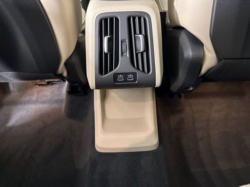 Used 2025 BMW X1 xDrive28i w/ Technology Package image 16