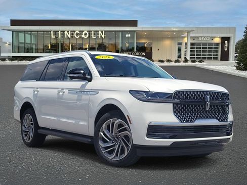 Used 2026 Lincoln Navigator Premiere AWD/4WD image 1