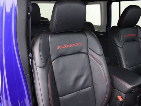 Used 2019 Jeep Wrangler Unlimited Rubicon image 28