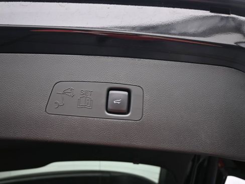 Used 2024 Lincoln Corsair Reserve image 54