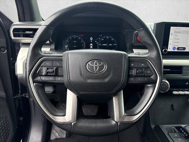 Used 2024 Toyota Tacoma TRD Off-Road AWD/4WD image 29