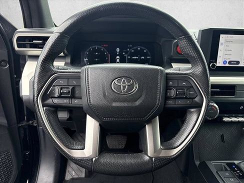Certified 2024 Toyota Tacoma TRD Off-Road AWD/4WD image 29