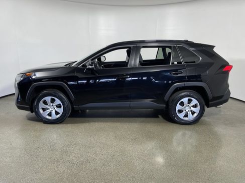 Certified 2021 Toyota RAV4 LE FWD image 6