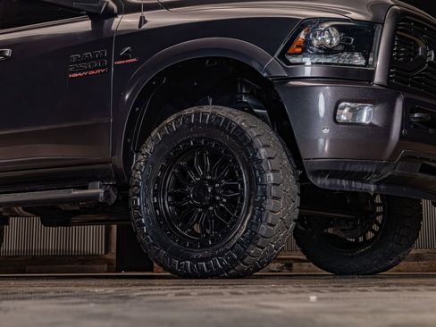 Used 2018 RAM 2500 Laramie w/ Sport Appearance Group AWD/4WD image 12