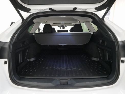 Certified 2025 Subaru Outback Premium image 10