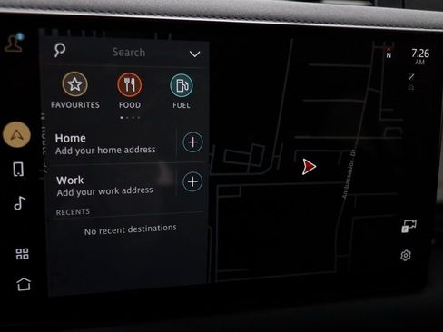 Used 2023 Land Rover Defender 130 SE image 10