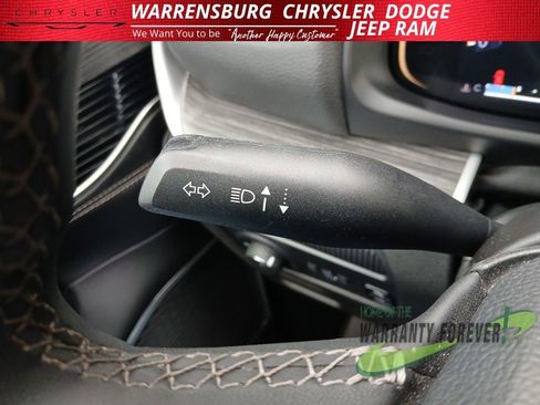 Used 2024 Jeep Wagoneer Series II w/ Flexible Seating Group image 20