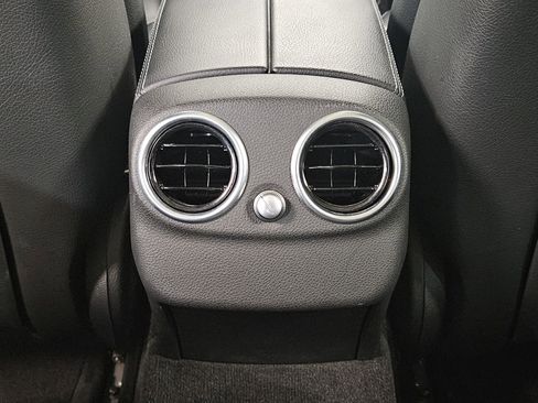 Used 2016 Mercedes-Benz C 300 4MATIC Sedan image 38