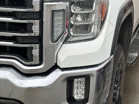 Used 2021 GMC Sierra 2500 SLT w/ SLT Convenience Package image 9