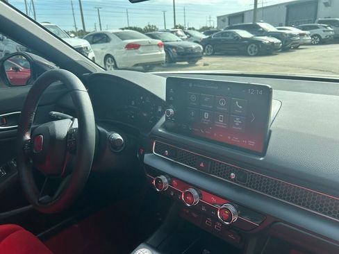 Used 2025 Honda Civic Type R image 35