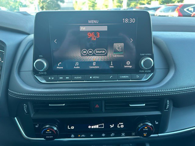 Used 2022 Nissan Rogue S AWD/4WD image 23