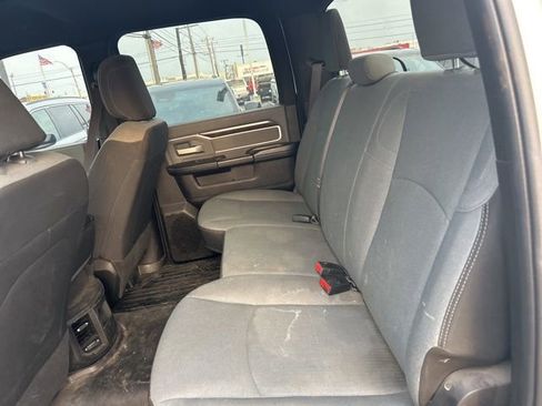 Used 2022 RAM 2500 Big Horn AWD/4WD image 12