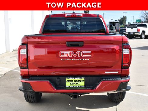 New 2026 GMC Canyon Elevation w/ Convenience Package RWD image 7