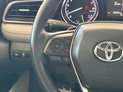 Used 2019 Toyota Camry SE image 27