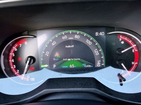 Used 2023 Toyota RAV4 LE image 24