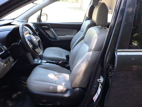 Used 2017 Subaru Forester 2.5i Limited AWD/4WD image 18