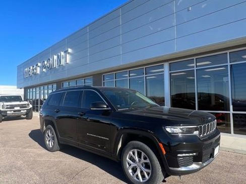 Used 2021 Jeep Grand Cherokee L Limited image 2