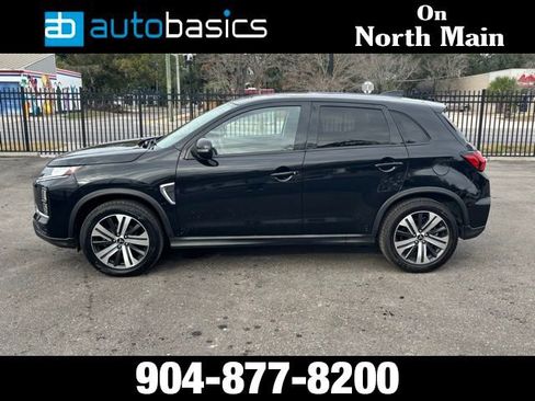 Used 2021 Mitsubishi Outlander Sport SE image 2