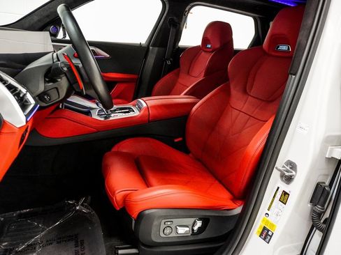 Used 2023 BMW XM w/ M Driver's Package image 6